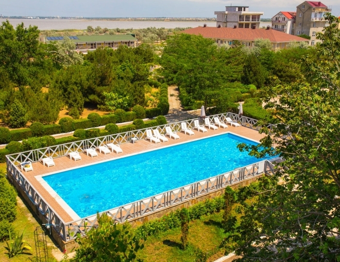 Открытый бассейн - Санаторий «Северное Сияние»