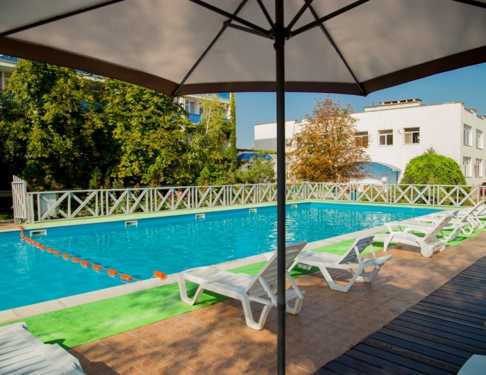 Открытый бассейн - Санаторий «Северное Сияние»